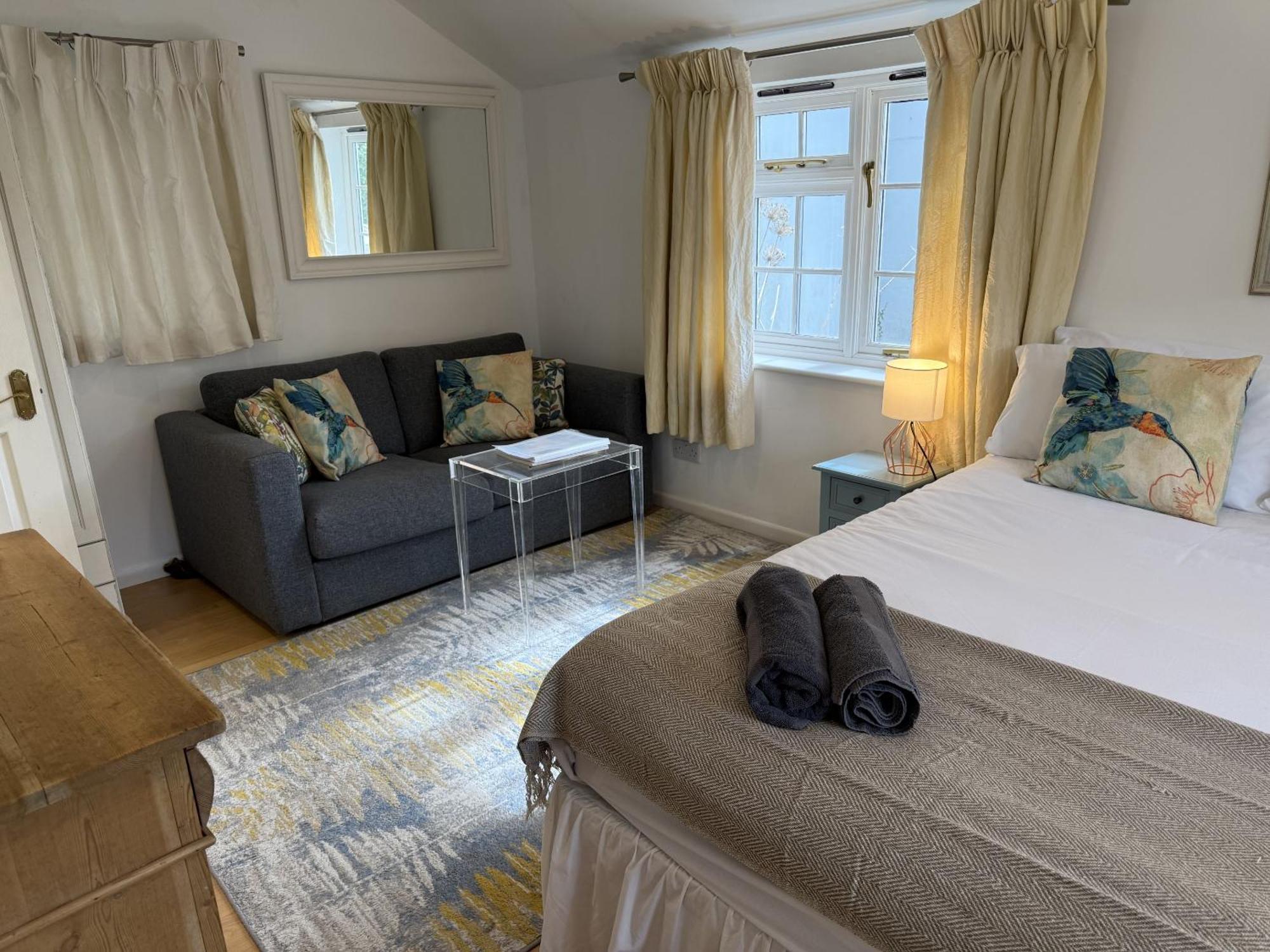 Private Entry Guesthouse Hideaway Hordle Eksteriør bilde