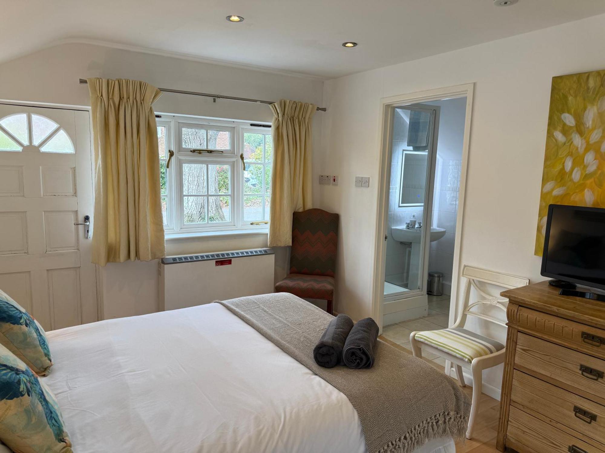 Private Entry Guesthouse Hideaway Hordle Eksteriør bilde