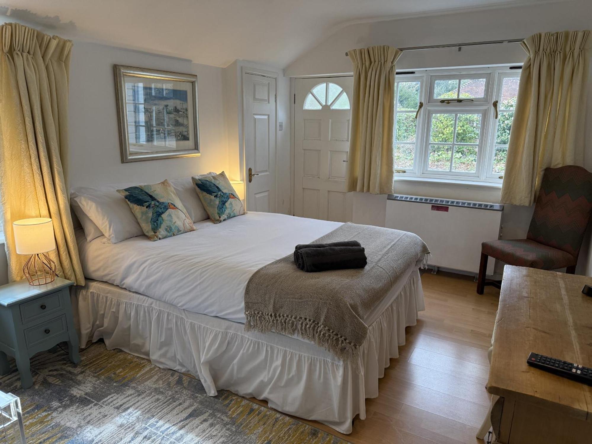 Private Entry Guesthouse Hideaway Hordle Eksteriør bilde